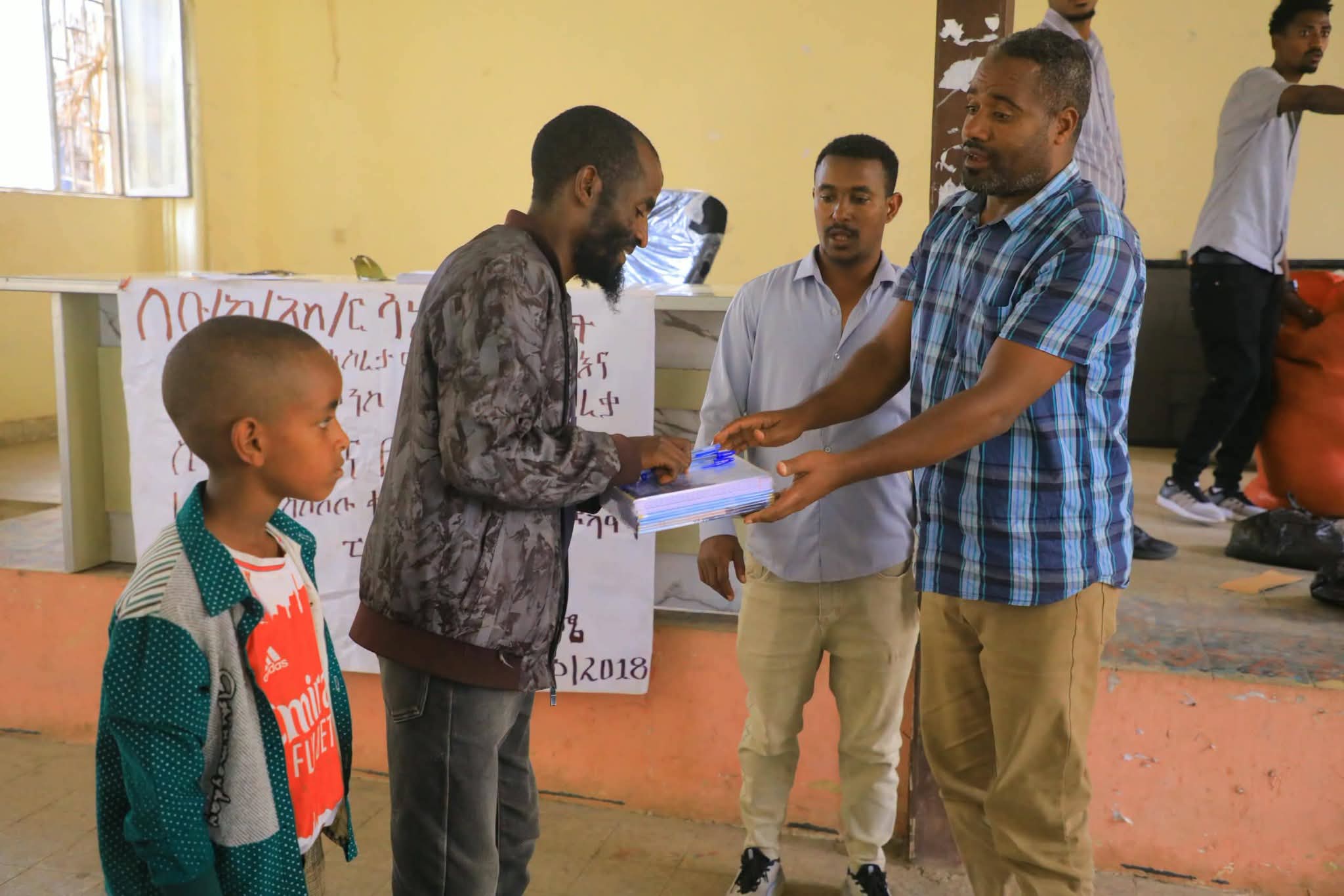 የቡታጅራ ከተማ ሳይንስና ኢንፎርሜሽን ቴክኖሎጂ ጽ/ቤት በክረምት የበጎ ፈቃድ በተለያዩ የቴክኖሎጂ ዘርፎች ያሰለጠናቸውን ተማሪዎች አስመረቀ።