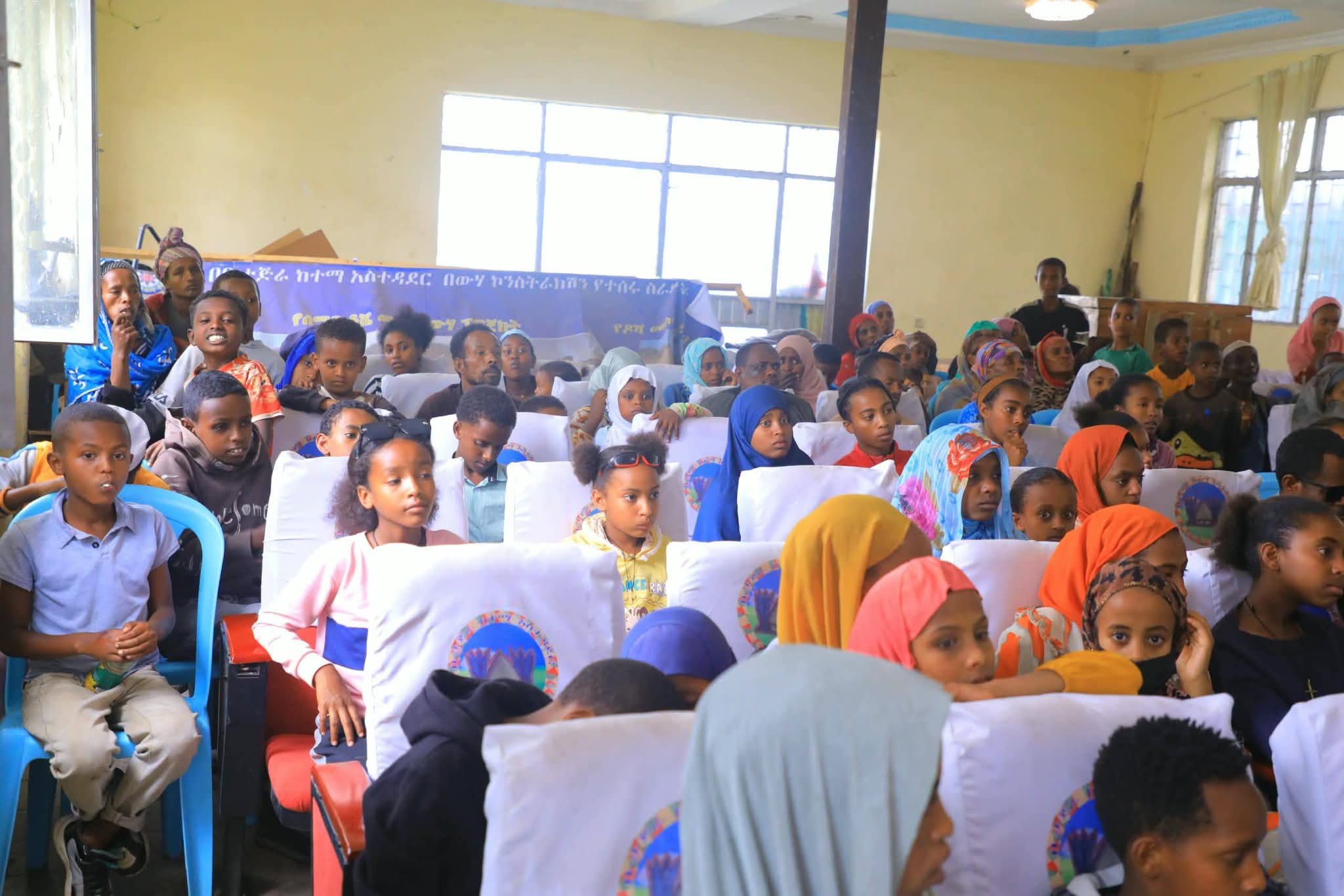 የቡታጅራ ከተማ ሳይንስና ኢንፎርሜሽን ቴክኖሎጂ ጽ/ቤት በክረምት የበጎ ፈቃድ በተለያዩ የቴክኖሎጂ ዘርፎች ያሰለጠናቸውን ተማሪዎች አስመረቀ።