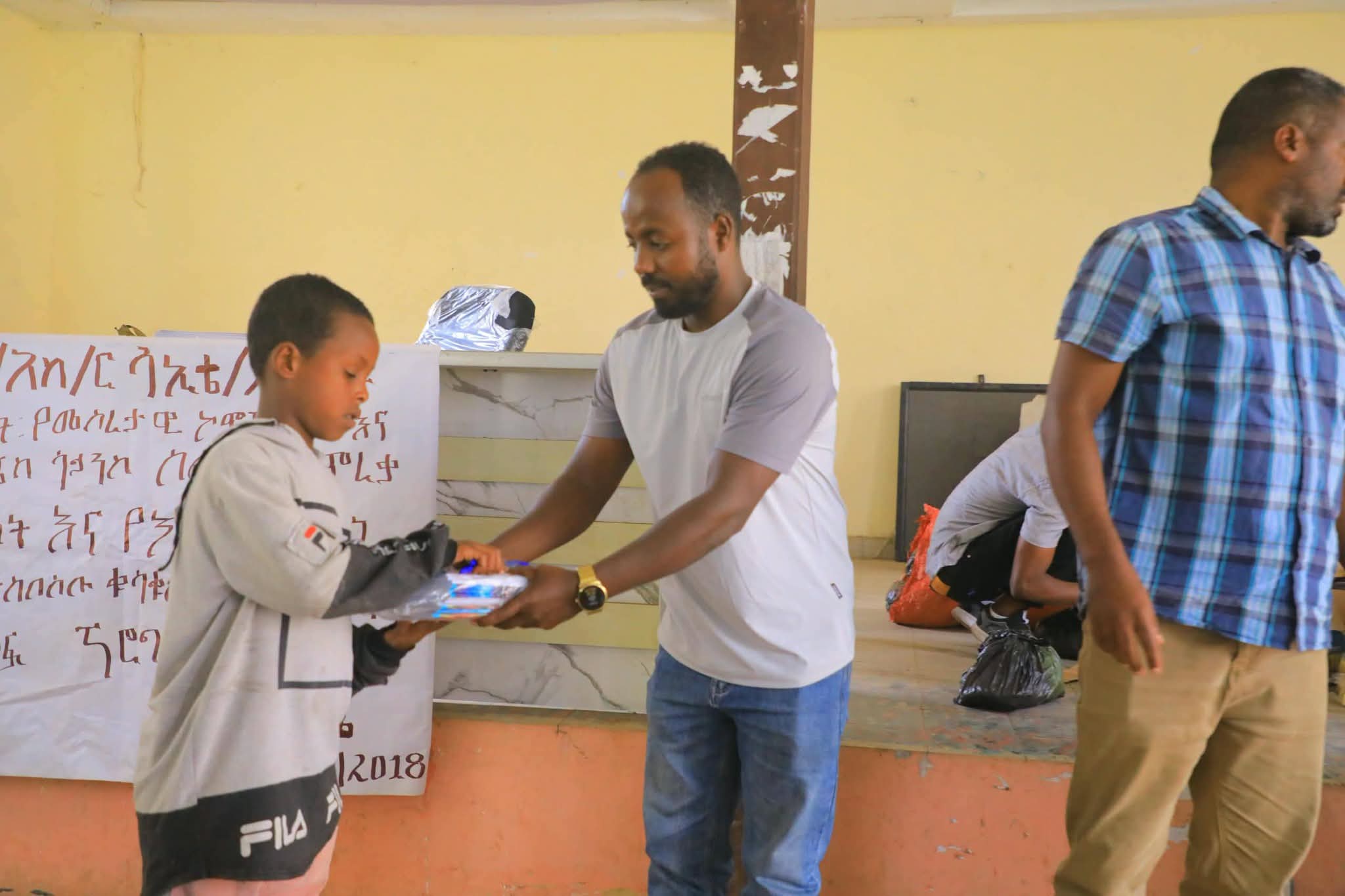 የቡታጅራ ከተማ ሳይንስና ኢንፎርሜሽን ቴክኖሎጂ ጽ/ቤት በክረምት የበጎ ፈቃድ በተለያዩ የቴክኖሎጂ ዘርፎች ያሰለጠናቸውን ተማሪዎች አስመረቀ።